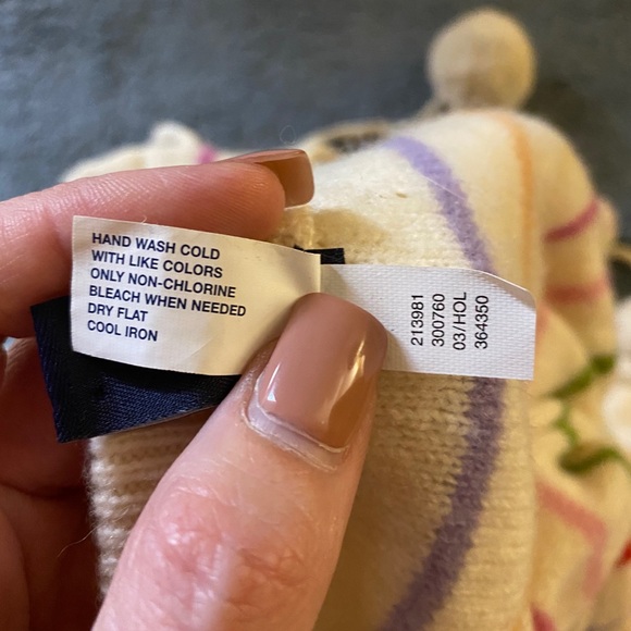 GAP Scarf & gloves set - Picture 7 of 8